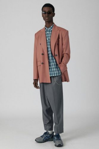 Discover 20 Trendsetting Men’s Sneaker & Blazer Combos: Elevate Your Style Game