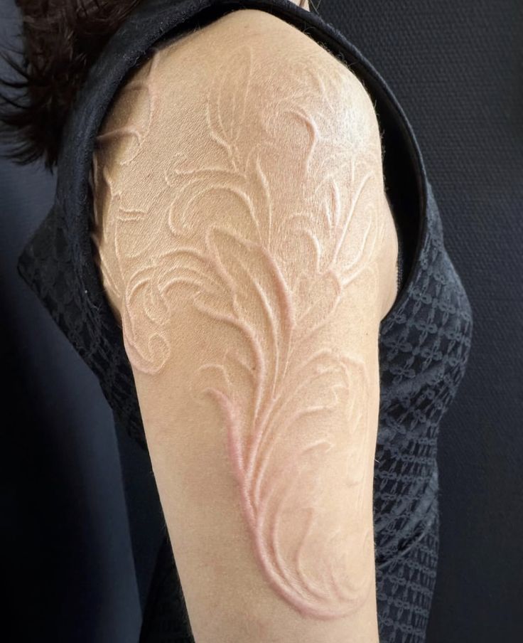 30 White Ink Tattoo Ideas for Dark Skin, Tan, Pale, Brown, Fine Line, Spider, Lightning, Healed Designs