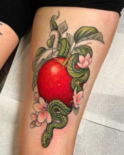 23 Snake Tattoos on Thigh Ideas for Alluring Art