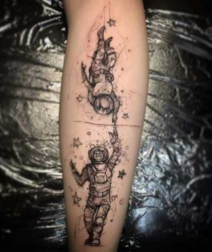 27 Astronaut Tattoo Ideas