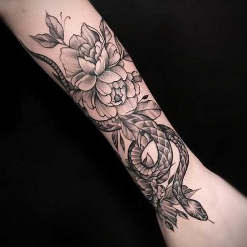 29 Snake and Flower Tattoos Ideas