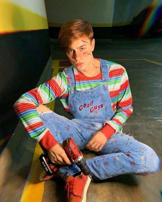 23 Halloween Outfits Ideas for Men in | Unique, Funny, and Scary Costumes | Easy DIY Ideas