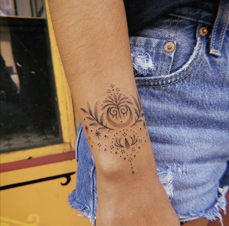 26 Ideas Mandala Tattoo: Artistic Inspiration for Ink Lovers