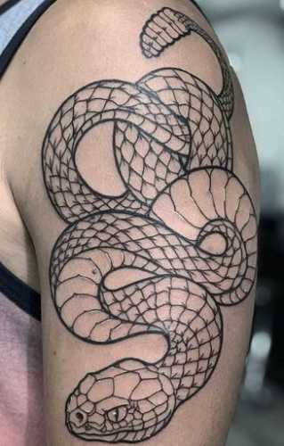 21 Snake Shoulder Tattoos Ideas for Bold Expressions