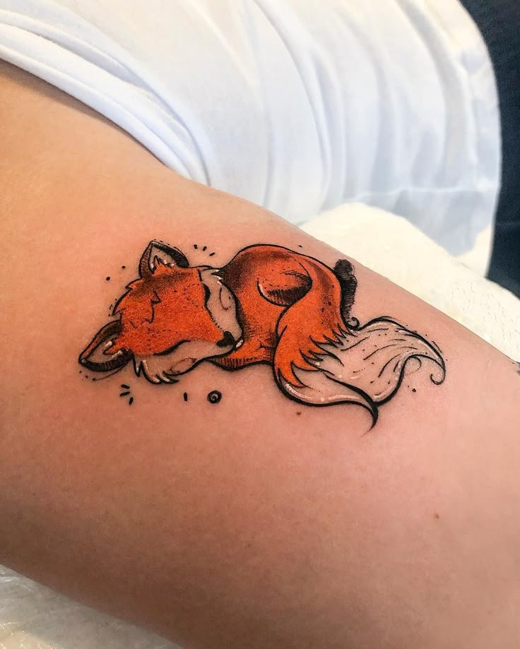 28 Fox Tattoo Ideas with Japanese Kitsune, Minimalist Sketches, Traditional Designs for Men and Women