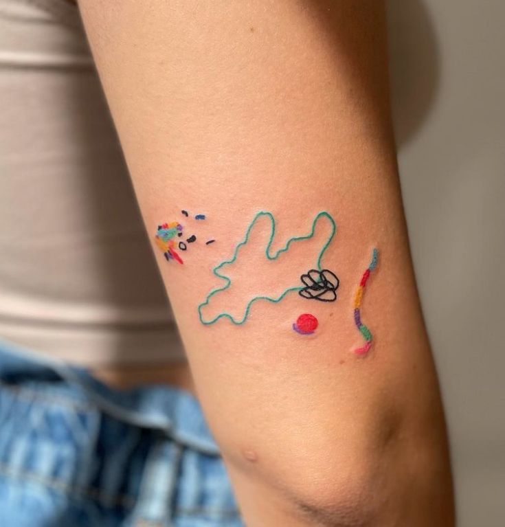 25 Ideas Simple Tattoos Men : Designs That Speak with Subtle Power