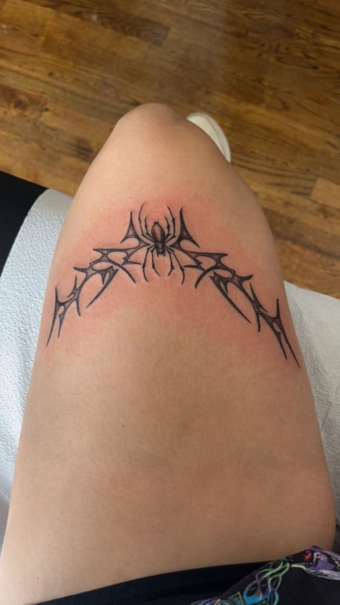 26 Ideas Spider Tattoo: Cool, Creepy, and Incredibly Creative Ink Designs