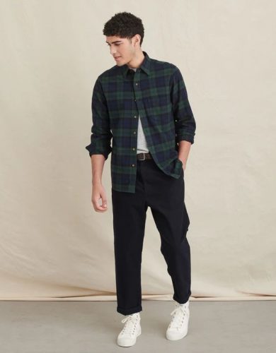 Skate into with 20 Trendy Skater Boy Outfits: From Vintage Flannel to Bold Streetwear