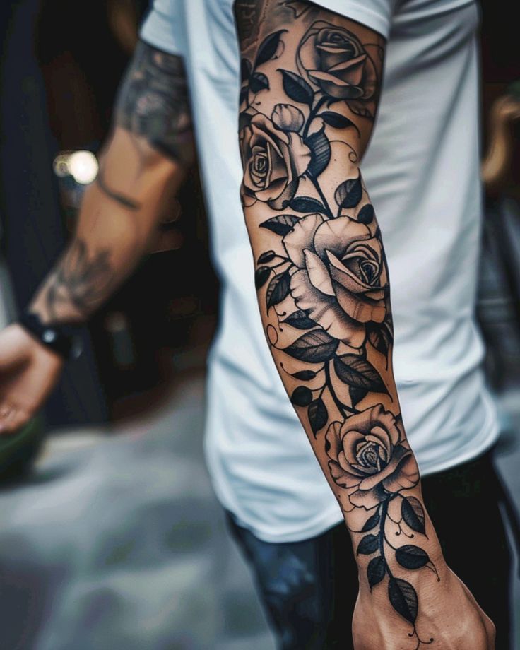 27 Rose Hand Tattoo Ideas: From Classic Black-and-Gray to Bold Narrative Pieces