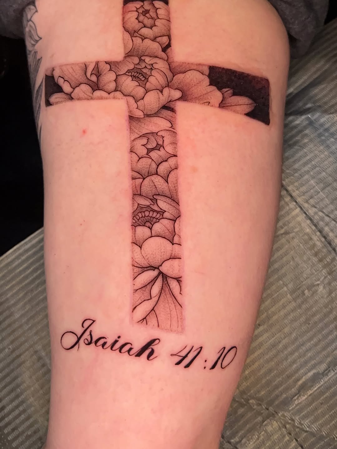 25 Bible Verse Tattoo Ideas for Men and Women Forearm, Chest, Ribs, Spine, Thigh, Sleeve