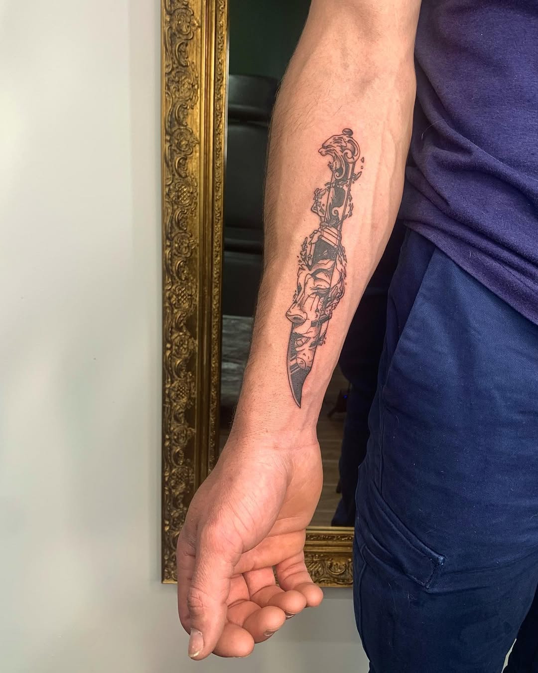 29 Knife Tattoo: Designs, Styles, and Ideas That Cut Deep Into Meaning