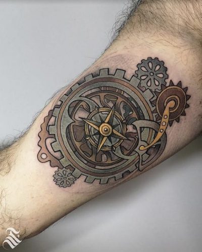 Explore 15 Stunning Gear Tattoo Designs for : Mechanical Mastery & Artistic Innovation