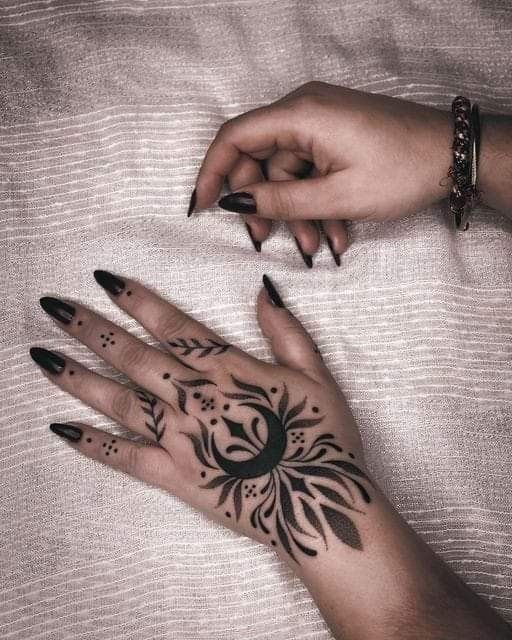 Discover ’s Top 20 Symbolic Hand Tattoos: Chinese, Viking, Om, Anarchy & More – Get Inspired!