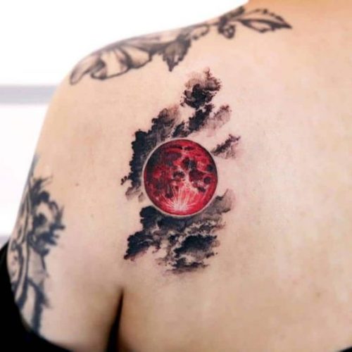 Explore 19 Stunning Moon Tattoo Ideas: Designs for Men & Women – Symbolism & Artistry