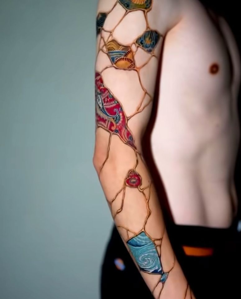 Abstract Tattoo Ideas : 30 Unique Designs, Fineline, Geometric & Black Work Designs