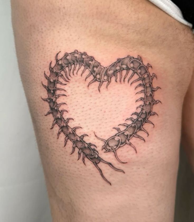 31 Centipede Tattoo Ideas : Blackwork, Traditional, Tokyo Ghoul, Spider Lily, Skull, Giant Back
