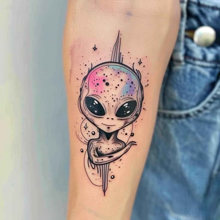 28 Alien Tattoo Ideas : From Xenomorph Stencil Designs to Trippy Flash, Cute Tattoos