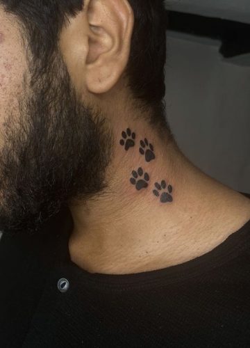 Neck Lion Tattoo: 17 Subtle and Striking Designs