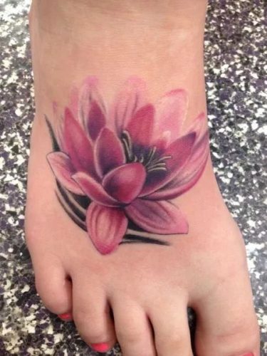 29 Striking Foot Tattoo Ideas for Women