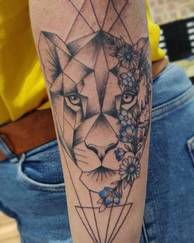 Lion Tattoo for Women: 20 Graceful and Empowering Designs
