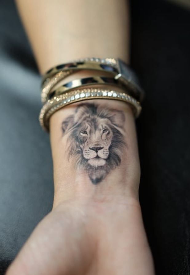 27 Ideas Lion Tattoo : From Minimalist Lines to Regal Power