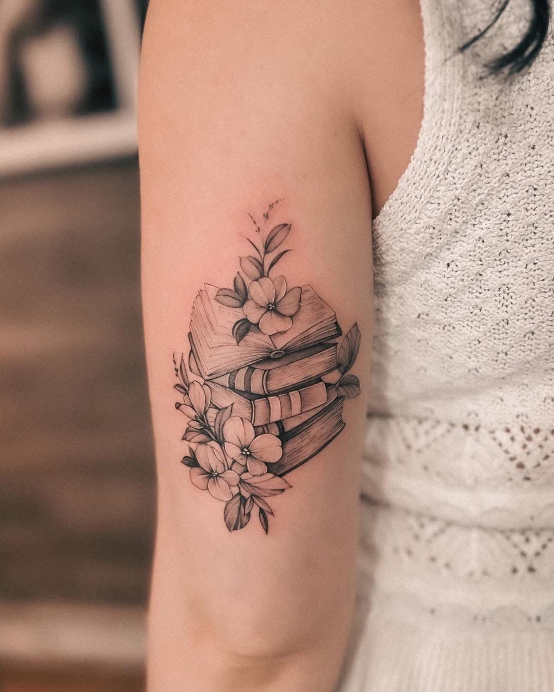 30 Book Tattoo Ideas: From Tiny Linework to Fantasy-Fueled Sleeves