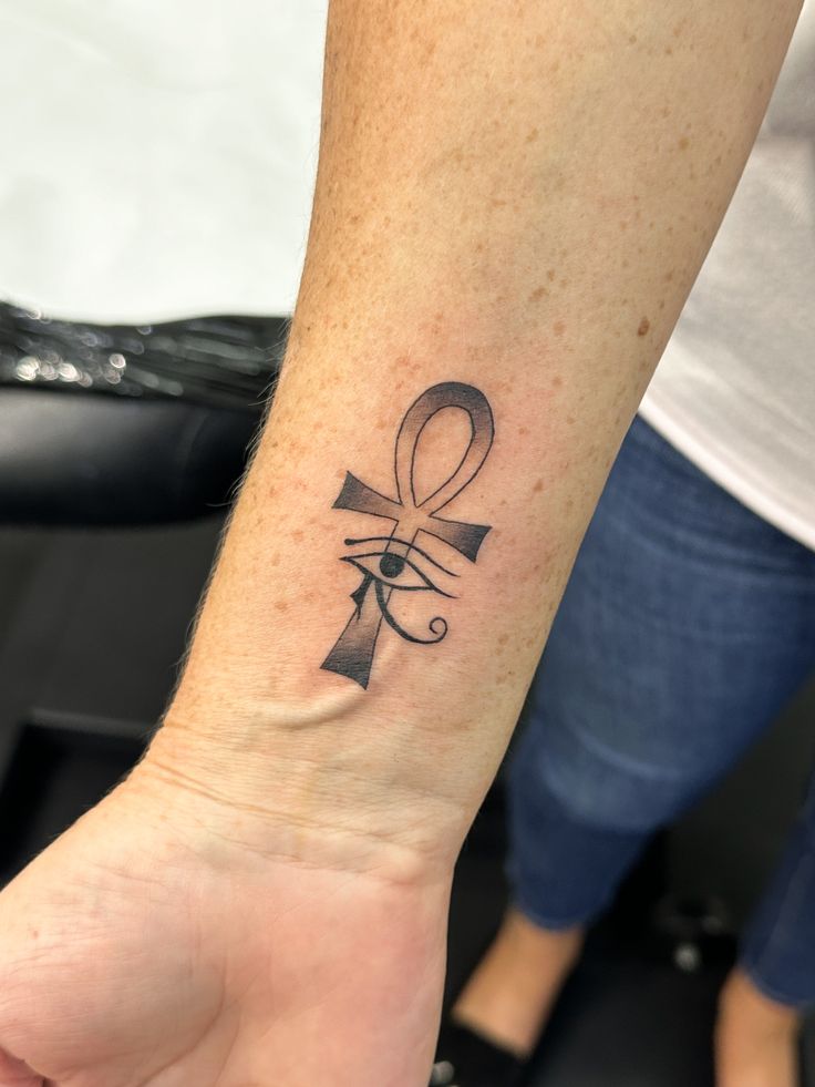 27 Ankh Tattoo Ideas with Eye of Horus, Spine, Chest, Minimalist Symbolic Ink
