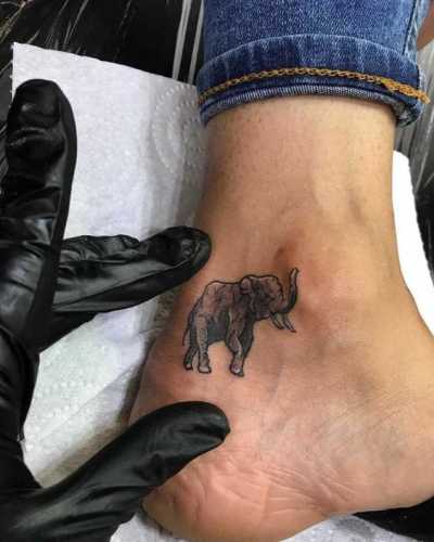 22 Small Foot Tattoos for Women Ideas: Elegant and Chic Foot Ink