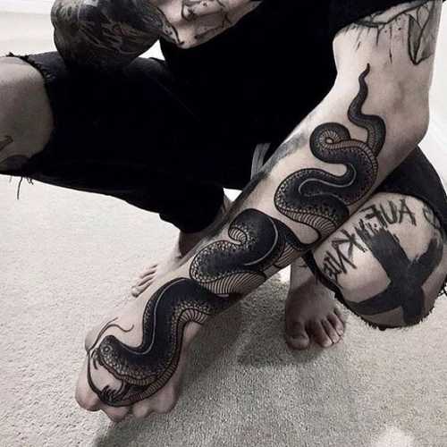 20 Unveiling the Snake Tattoo Sleeve