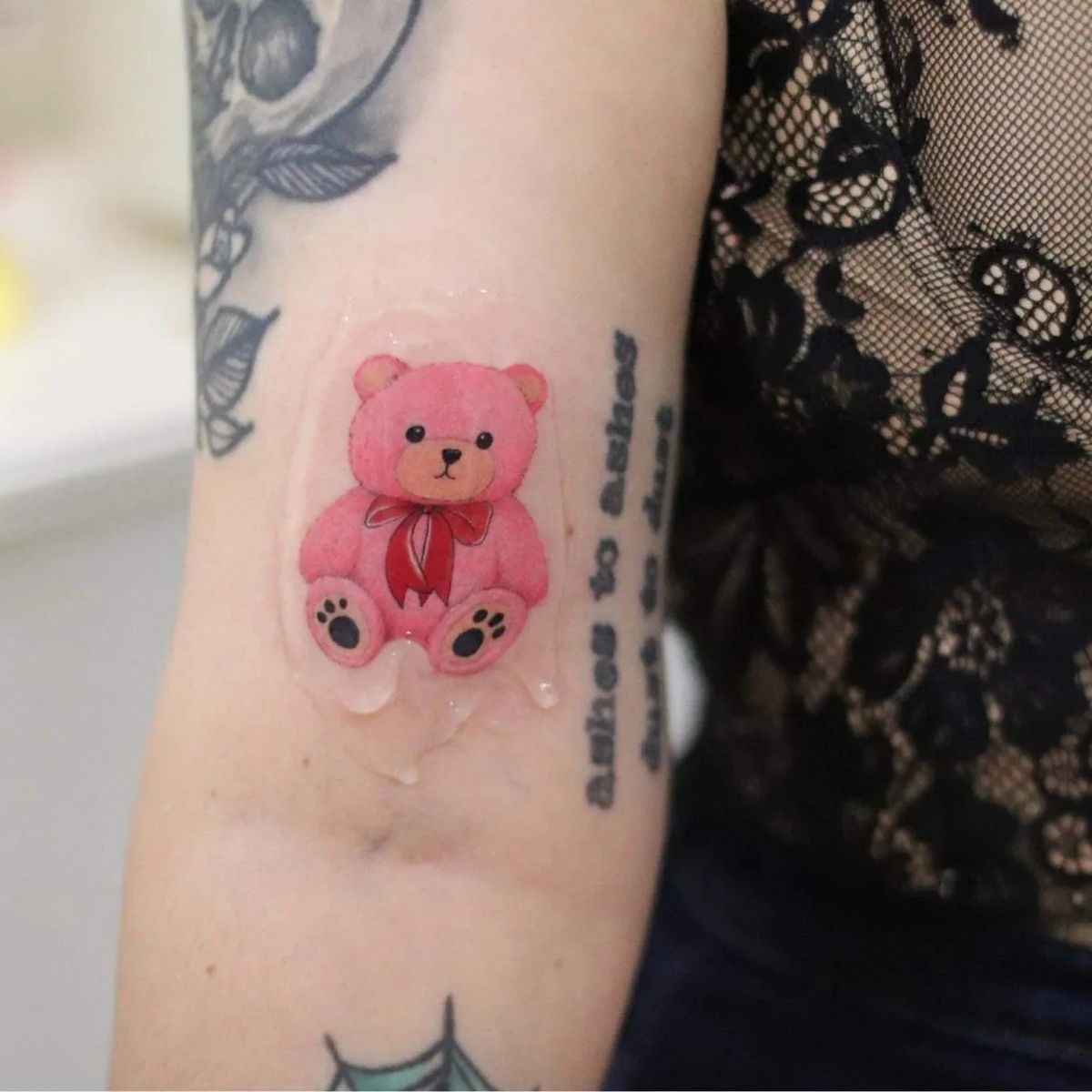 30 Teddy Bear Tattoo Designs Cute, Realistic, Fine Line, Matching, Feminine & Dark Tattoo Ideas
