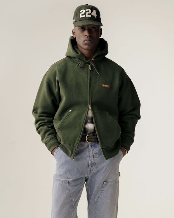 18 Stylish Green Fall Outfits for Men in Cozy Sweaters, Cool Jackets, and Trendy Looks