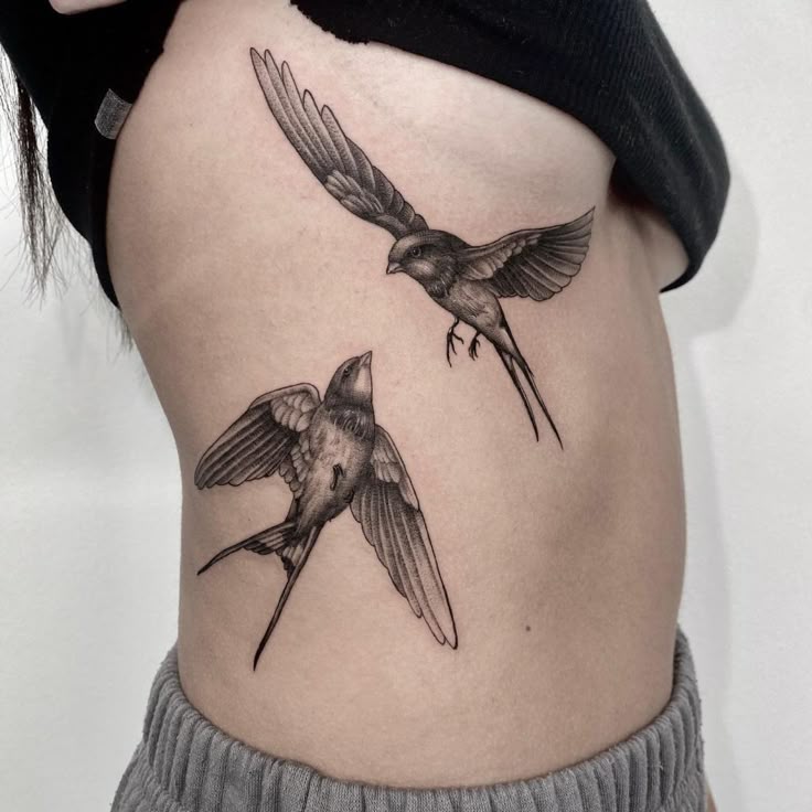 29 Rib Tattoo Ideas for Women and Guys Unique Designs