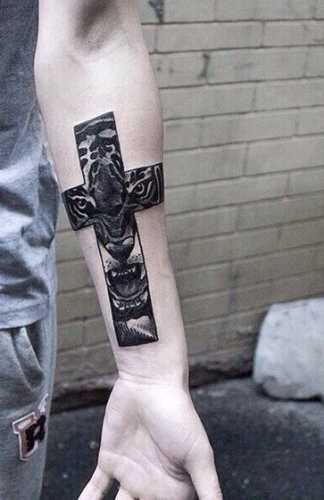 23 Girl’s Tiger Tattoo Ideas