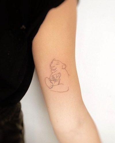 27 Easy Lion Tattoo Ideas: Simple yet Meaningful Designs