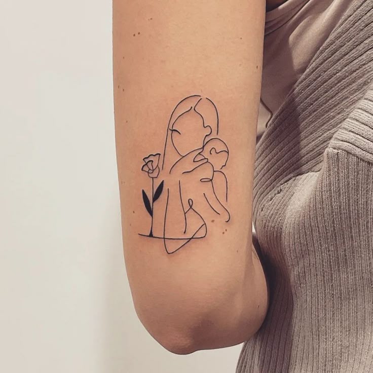 Discover 22 Heartwarming Motherhood Tattoos for Celebrate Unbreakable Bonds