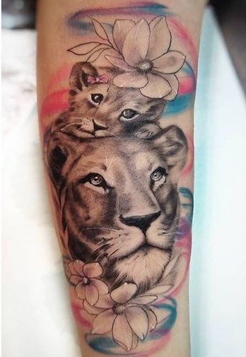 Watercolor Lion Tattoo: 20 Vibrant and Artistic Designs