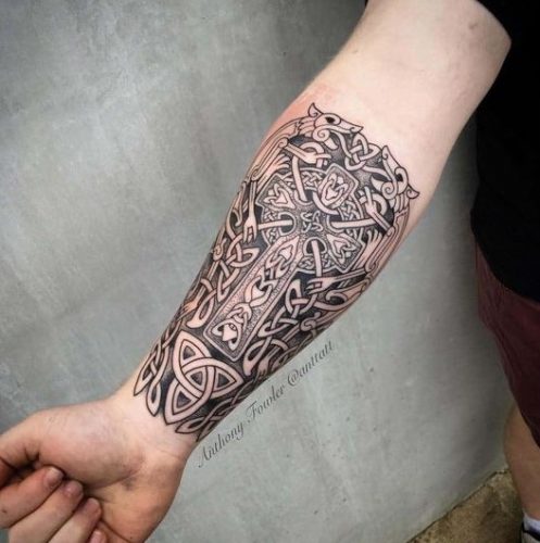 Explore 15 Striking Celtic Cross Tattoo Designs for Men & Women in – Intricate Art & Symbols