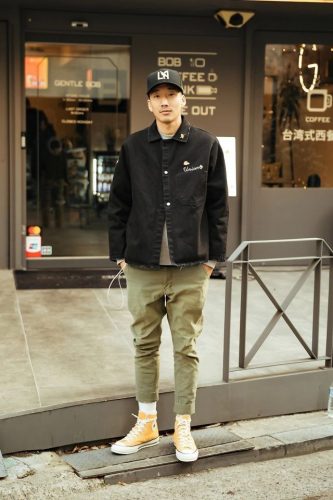 Discover ’s 16 Top Men’s Jeans and Converse Outfits: Timeless Style & Trendy Tips