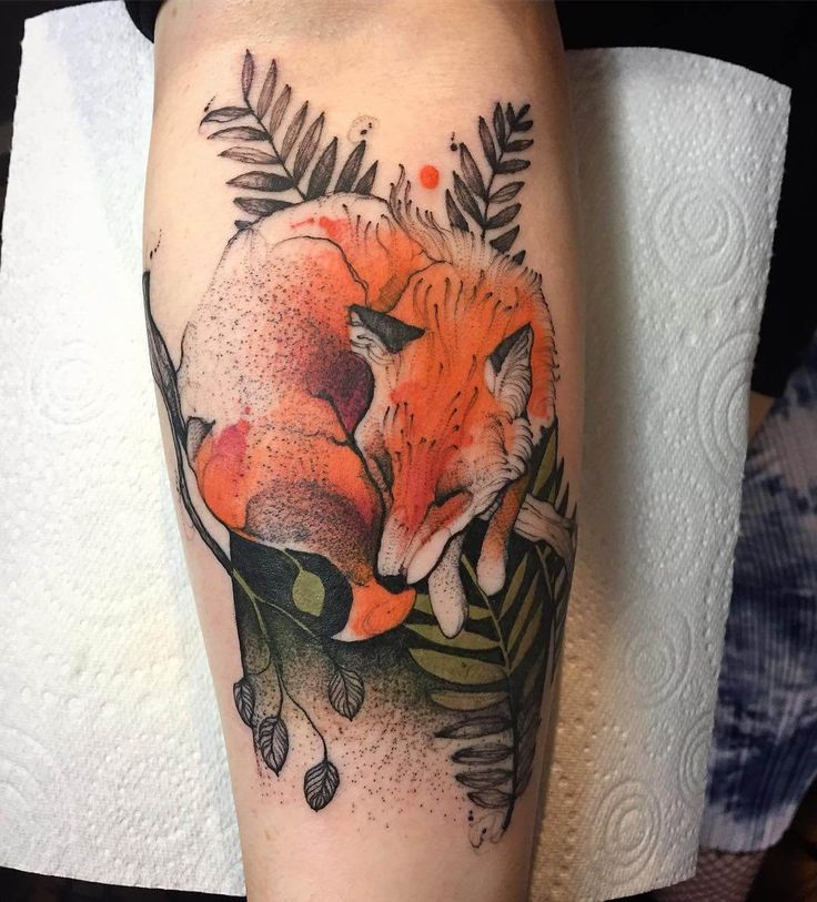 28 Fox Tattoo Ideas with Japanese Kitsune, Minimalist Sketches, Traditional Designs for Men and Women