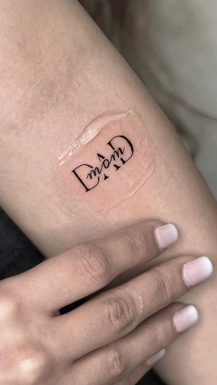 Mom Tattoos Ideas : Fresh Tattoos Ideals of Daughter, Son, Traditional, Simple, and Grief Inkige