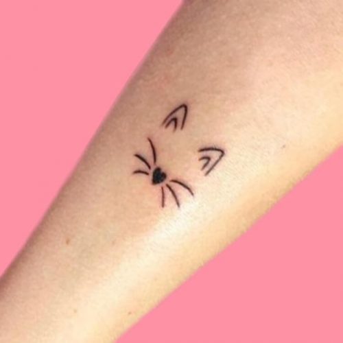 23 Minimalist Cat Tattoo Ideas