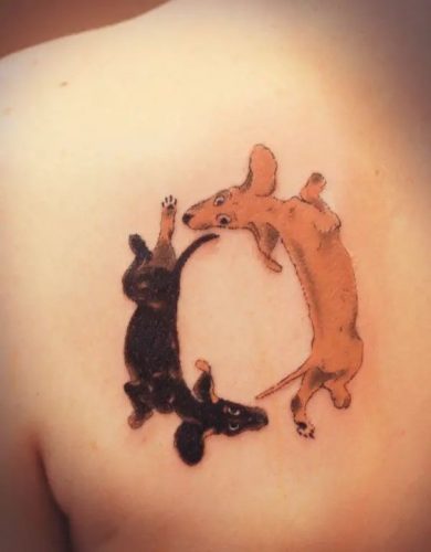 Explore 24 Unique Dachshund Tattoos – Perfect Blend of Style & Sentiment for