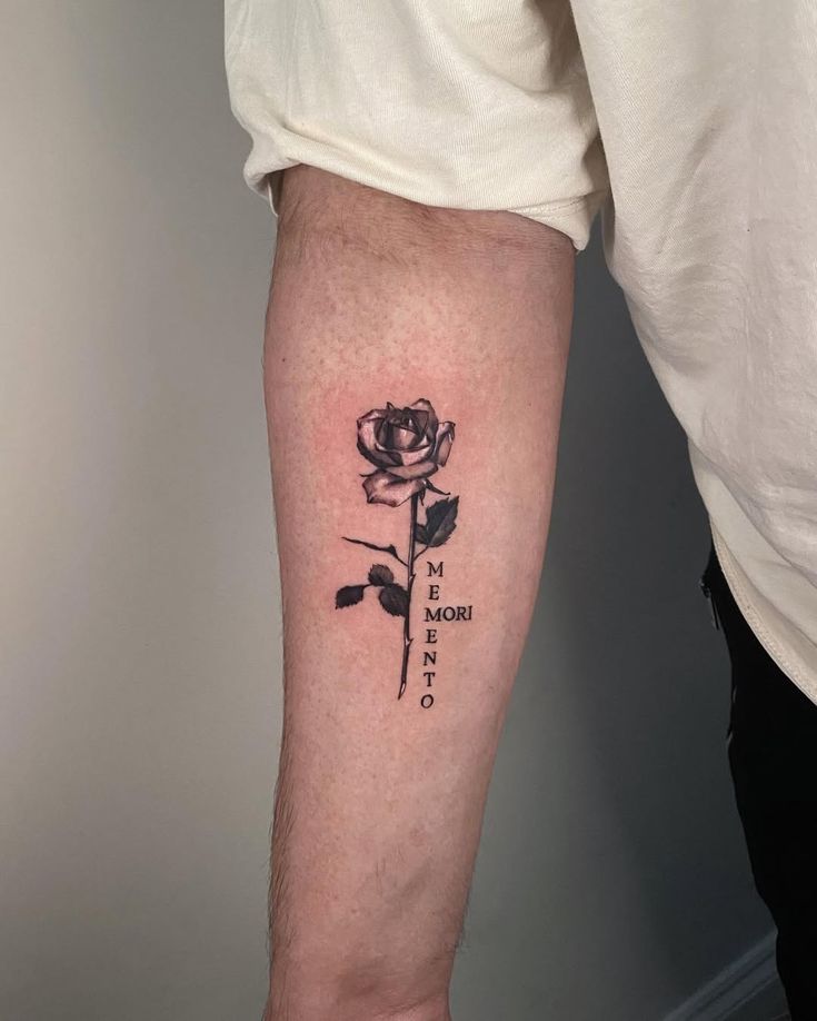 25 Unique Rose Tattoo Ideas for Men and Women with Traditional, Realistic, and Fine Line Design