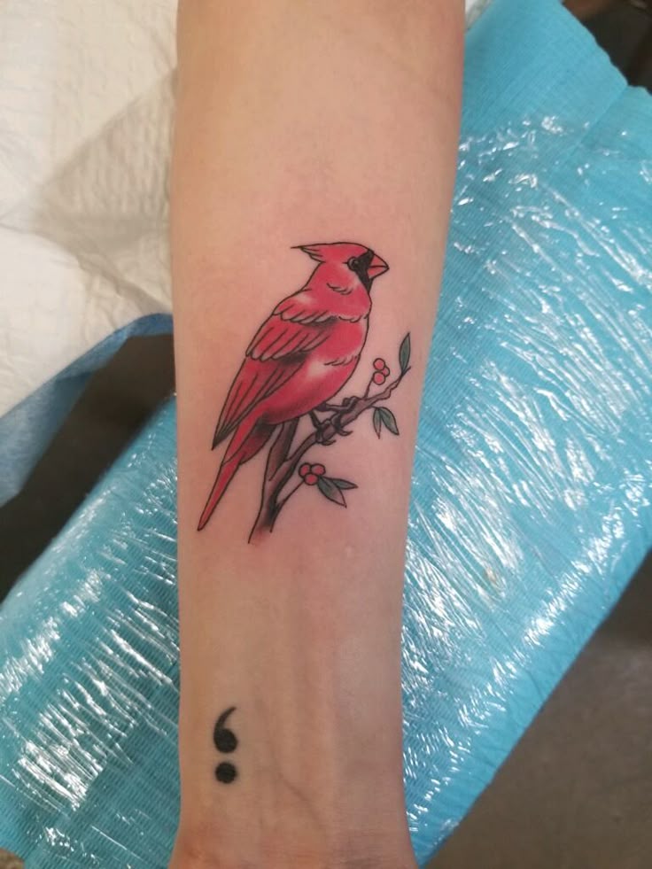 28 Cardinal Tattoo Ideas for Women and Men: Memorial, Fine Line, Stencil Outline, Small Flying
