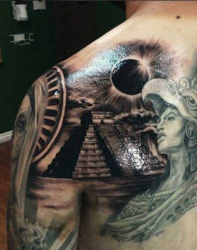 17 Pyramid Tattoo Ideas