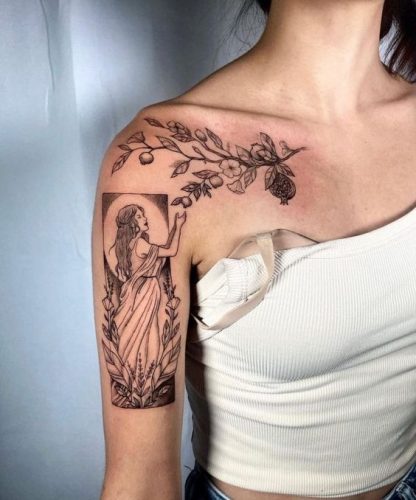Explore 20 Unique Tree Tattoo Designs for : Symbolism & Artistry in Nature-Inspired Tattoos