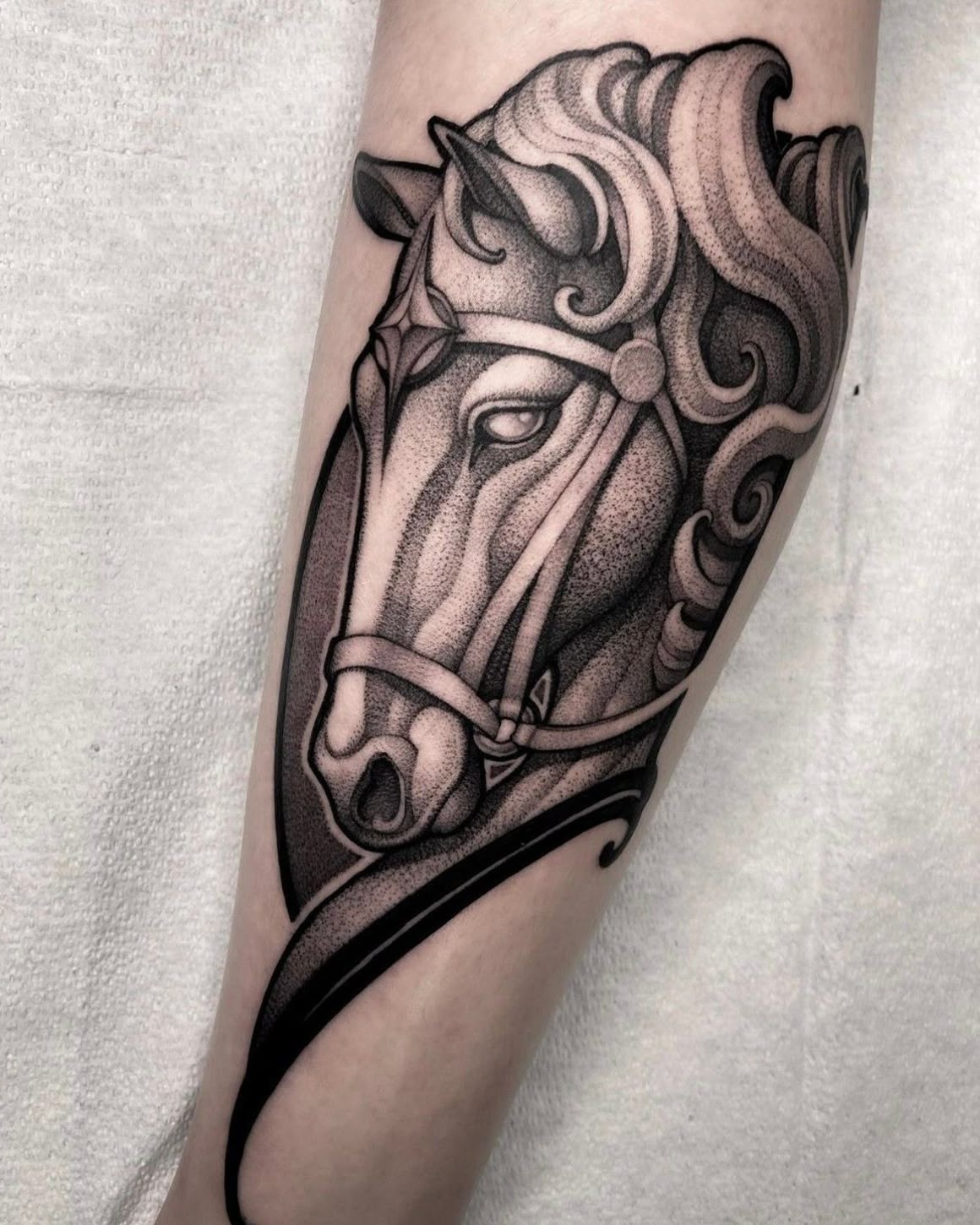 Horse Tattoo 25 Ideas for Men & Women Wild Mustangs, Minimalist Designs, Fine Line Art