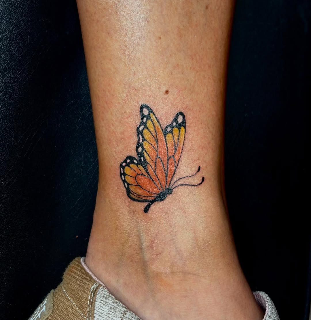 30 Monarch Butterfly Tattoo Ideas: From Tiny Symbols to Storytelling Sleeves