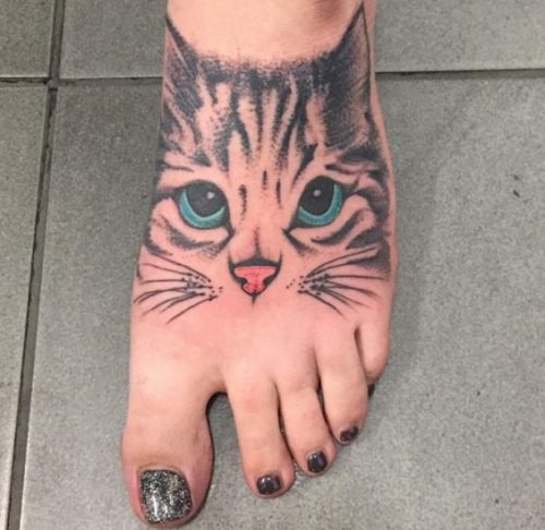 27 Cat Tattoo Ideas for the Foot