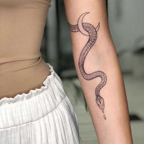 17 Awe-Inspiring Viper Snake Tattoo Concepts